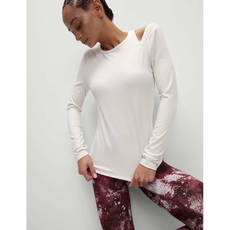 Rib Cold Shoulder Fitted Yoga Top – Ivory