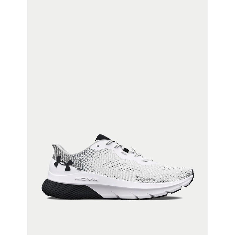 Hovr Turbulence 2 – Black And White Village