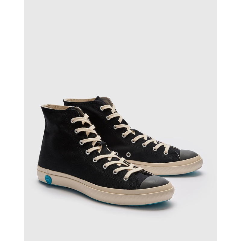01JP High Top Sneaker in Black