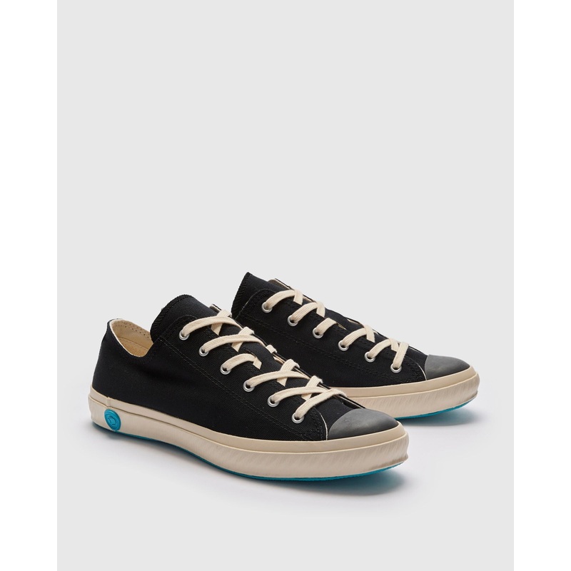 01JP Low Top Sneaker in Black