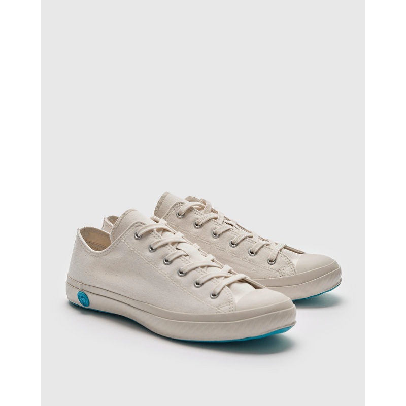 01JP Low Top Sneaker in White