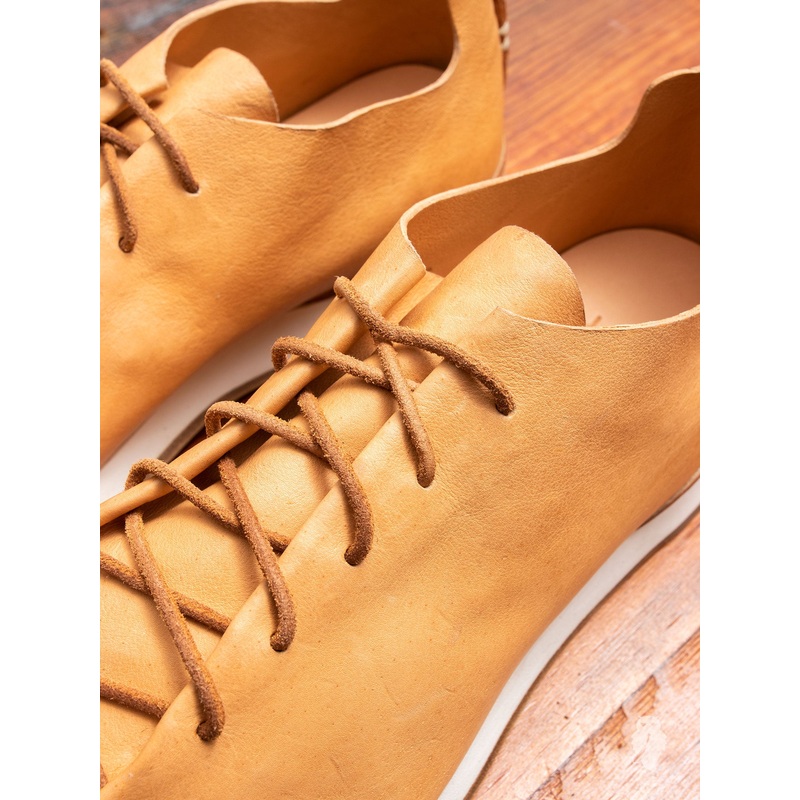 Runner Sneaker in Natural