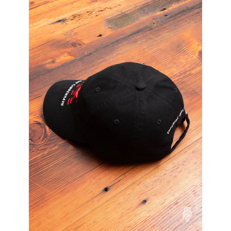 “Han” Artwork Hat in Black