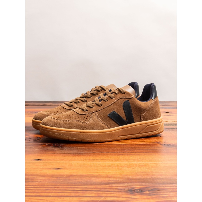 V-10 Sneaker in Brown Suede