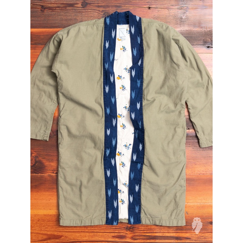 Traveler Coat in Olive