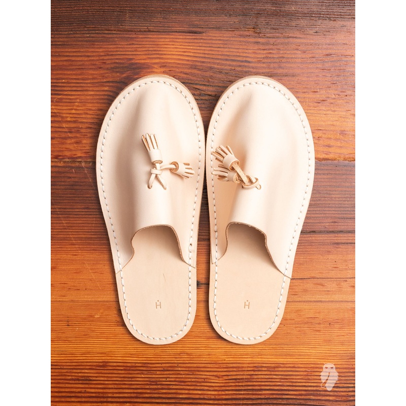 Leather Slipper in Natural