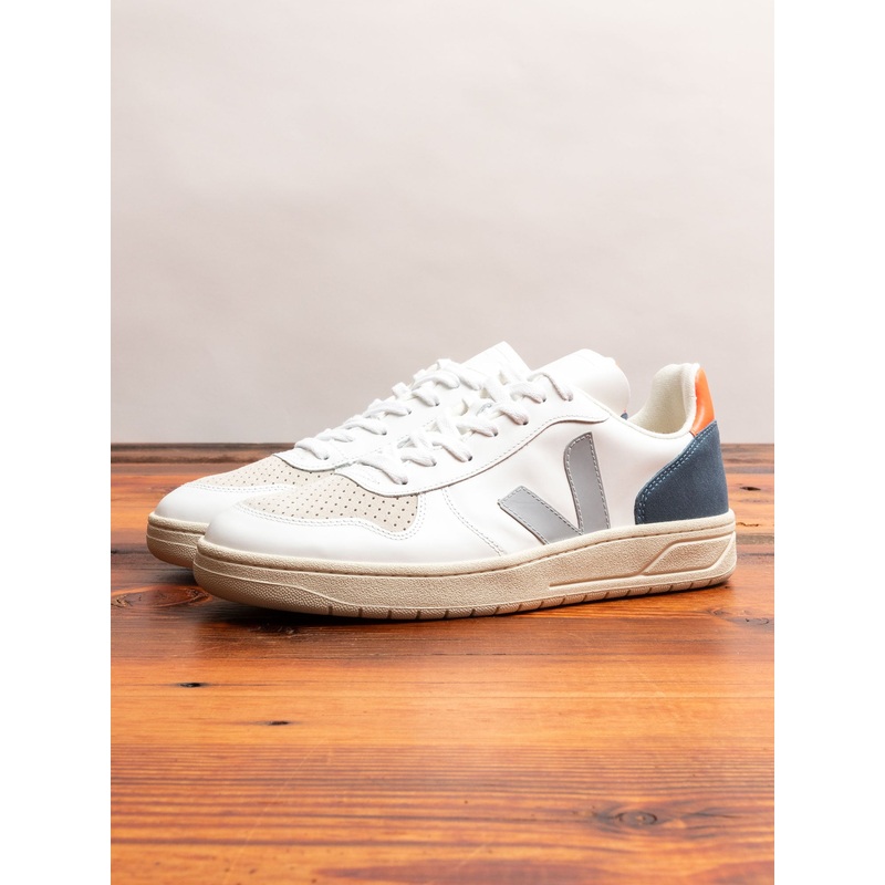 V-10 Leather Sneaker in Oxford Grey Orange Fluo