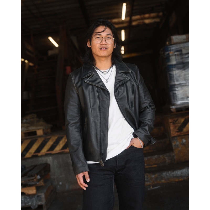 533 Pullup Cowhide Perfecto Jacket in Matte Black