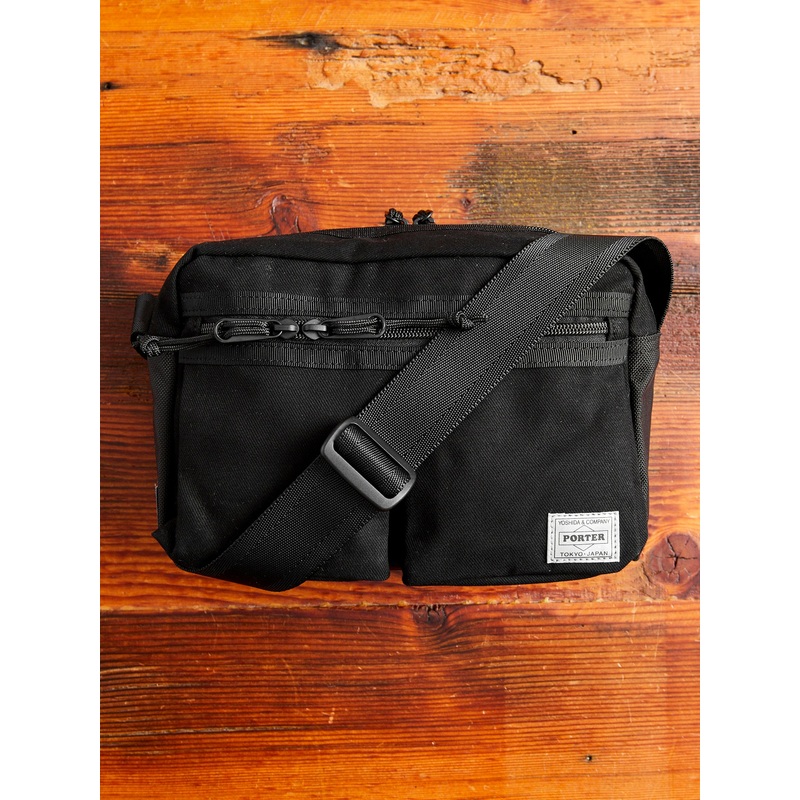 “Switch” Shoulder Bag (S) in Black