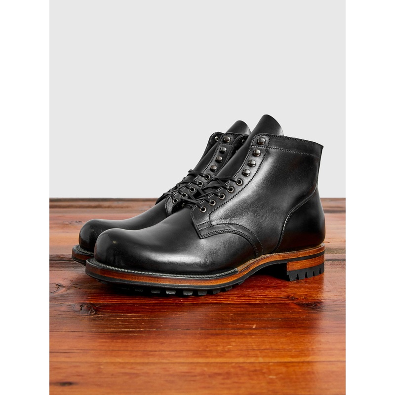 “Dark Horse” Service Boot 2040 Commando in Comipel Nero Horsehide