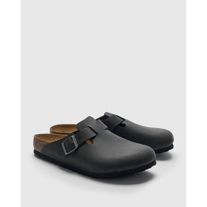 Boston Clog in Black Oil Leather