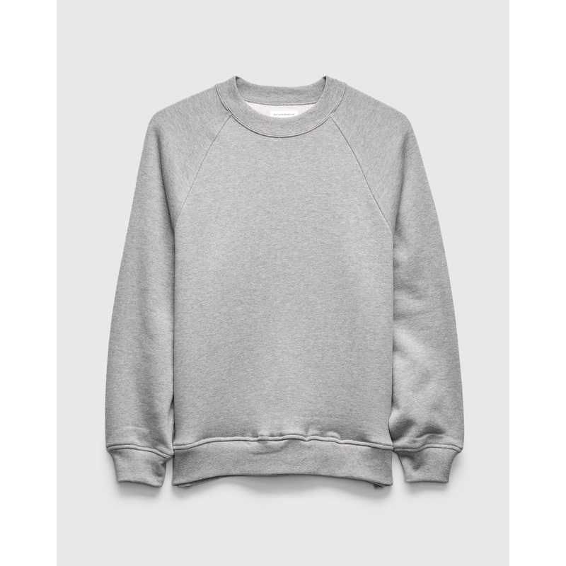 Suvin Crewneck Pullover in Feather Grey