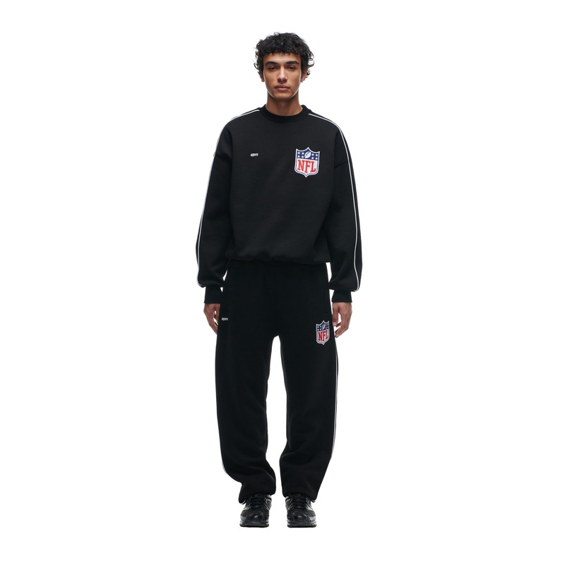 SHIELD LOGO CREWNECK BLACK